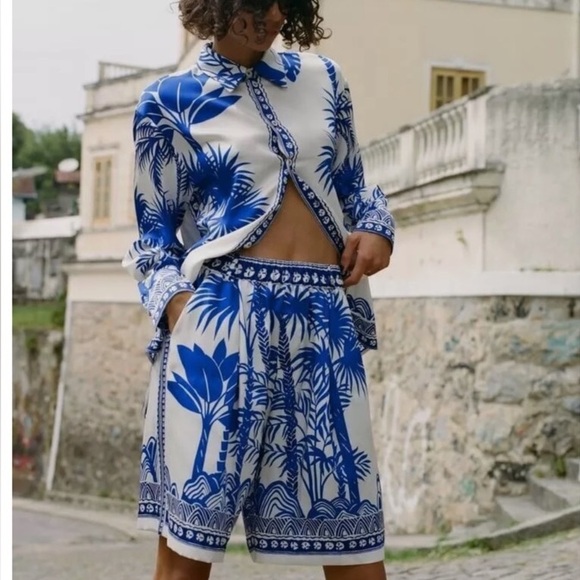 ZARA SET Blue White Tropical Palm Print Satin Button Down Shirt & Bermuda Shorts - Picture 15 of 15